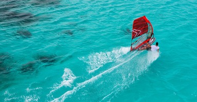 Exploring the Great Barrier Reef: Underwater Adventures