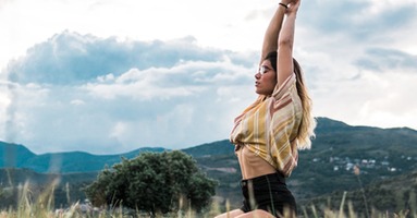 Outdoor Yoga Retreats: Balancing Mind, Body, and Nature